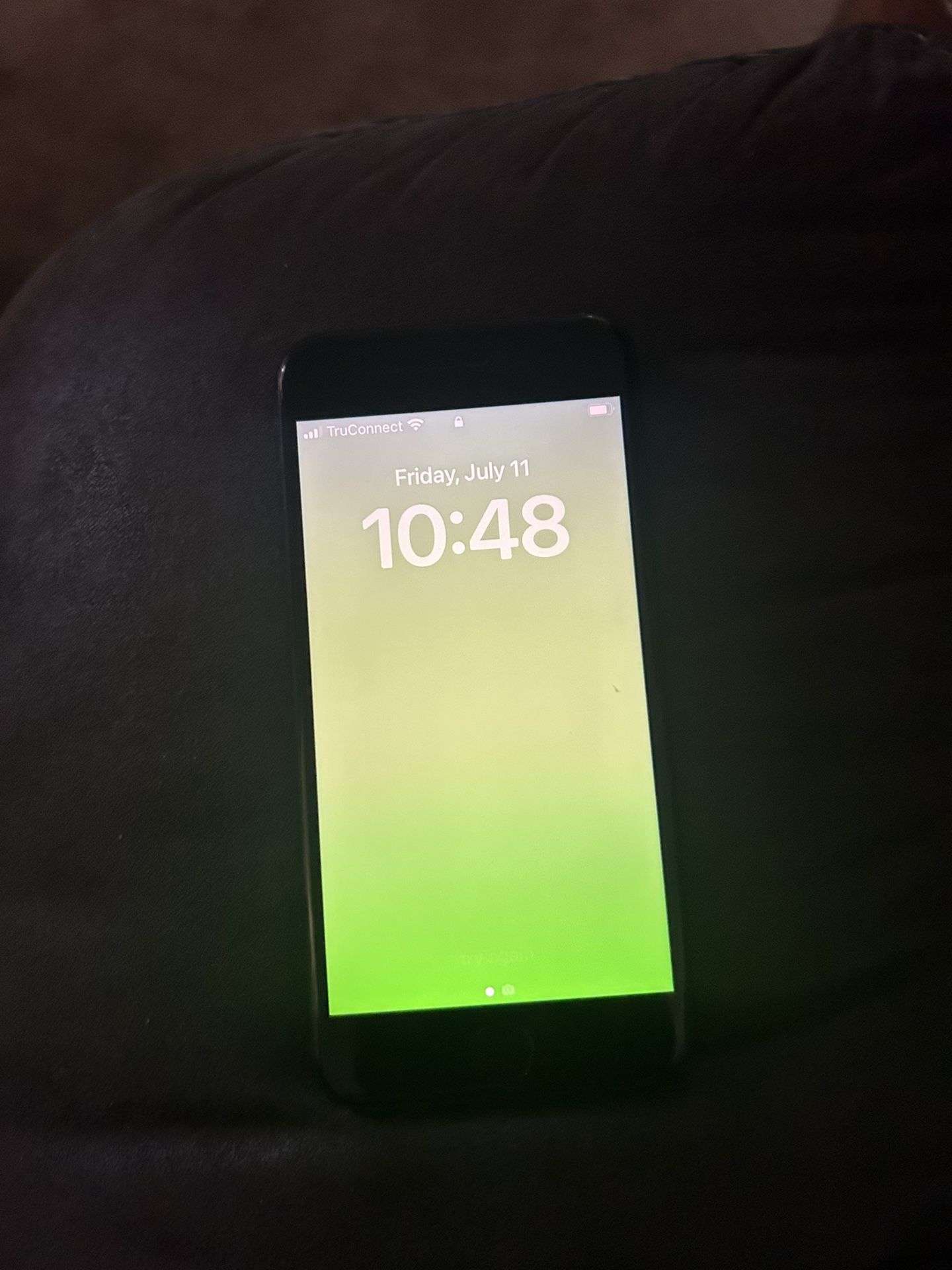 iphone SE 2025