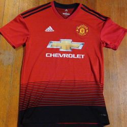 Men's Soccer Size Small Adidas Soccer Jersey Manchester United Home 