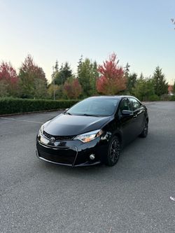 2014 Toyota Corolla Black Sedan