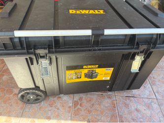 Dewalt Mobil storage