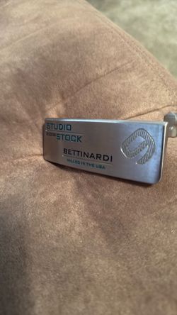 Like New 35” Bettinardi Studio Stock 303ss