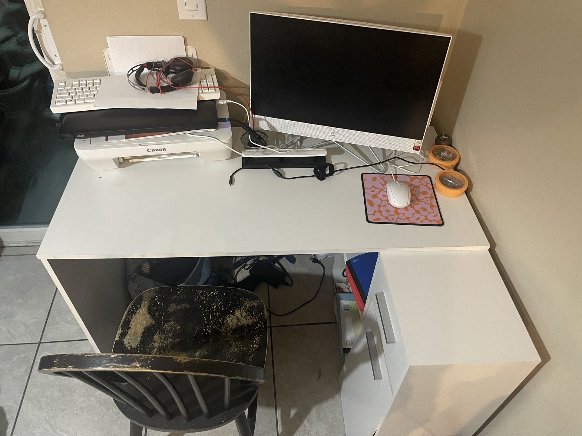 White L Shaped Desk