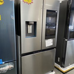 *NEW, OPEN BOX* Samsung French Door Refrigerator With Family Hub 