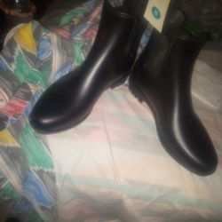 Ladies Boots Size 8