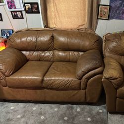 Love Seat And Recliner 