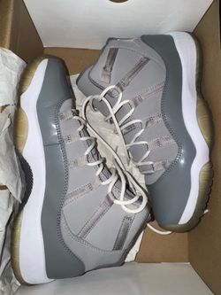11s size 6