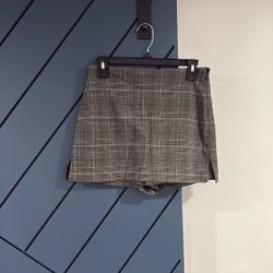 Express Skort Size 6