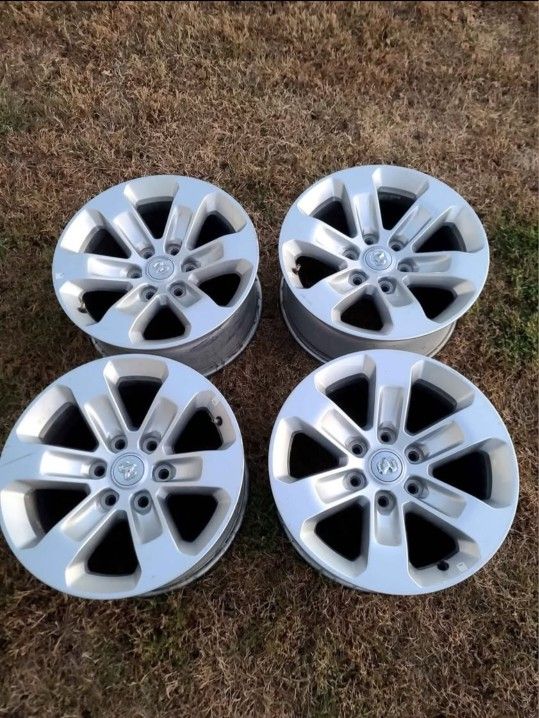 Budget 18" Wheels: Ram 1500 (6-Lug) / Chevy / GMC Truck Rims | $500 OBO