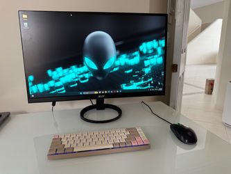 Gaming PC with monitor mech keyb