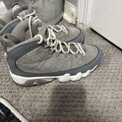 Jordan 9 retro cool (worn) (size-4.5)