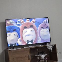 FREE TV Stand / Media Console