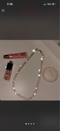 Gold  Cuban Link Chain Necklace (not real)