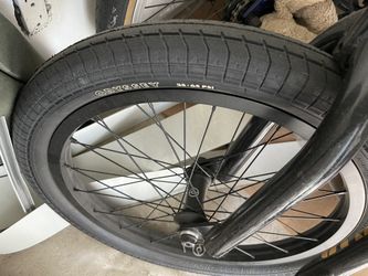 Front Primo Wheel Rear Odyssey Wheel