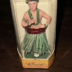Hula Man Dashboard Dancing Doll Hawaii Souvenir Figurine