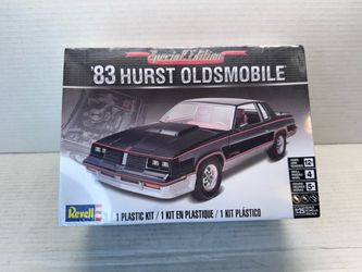 Revell Special Edition 83 Hurst Oldsmobile 1/25 Scale Plastic Model Sealed