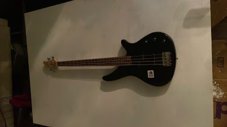 YAMAHA 4-STRING BASS for sale