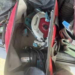 Makita Brushless 6 1/2 Cordless Skill Saw (TOOL ONLY)