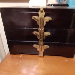 Vintage Jewelry Box 