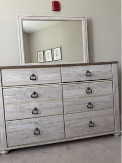 Dresser from Ashley furniture (used)