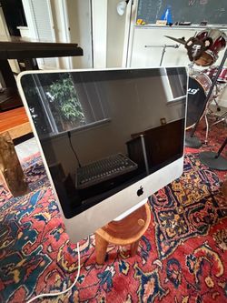 Apple iMac 20” Early 2008 – Core 2 Duo