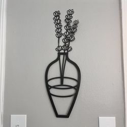 Metal wall decor