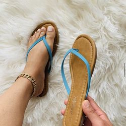 Women’s slippers