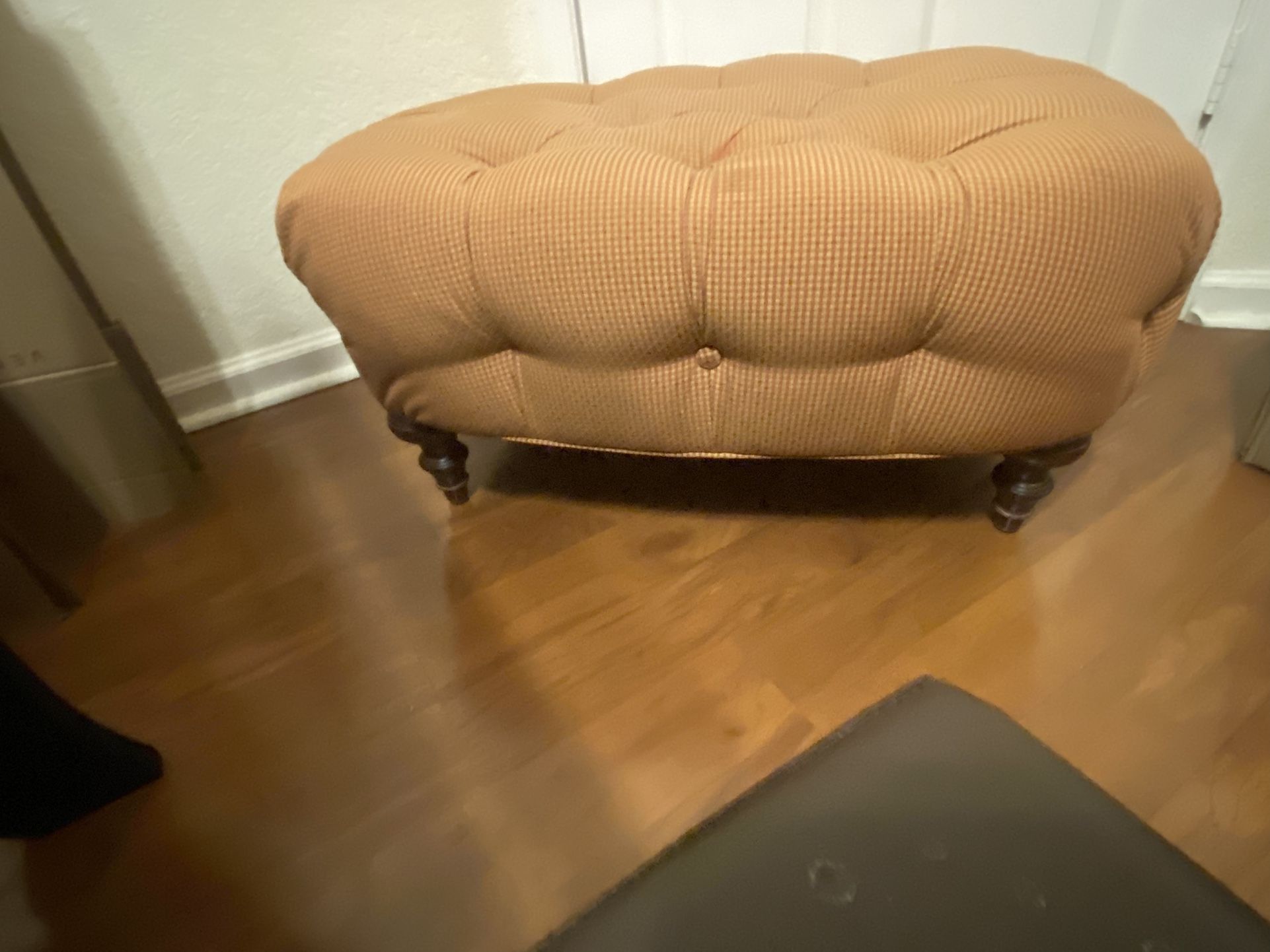 Medium Orange Ottoman