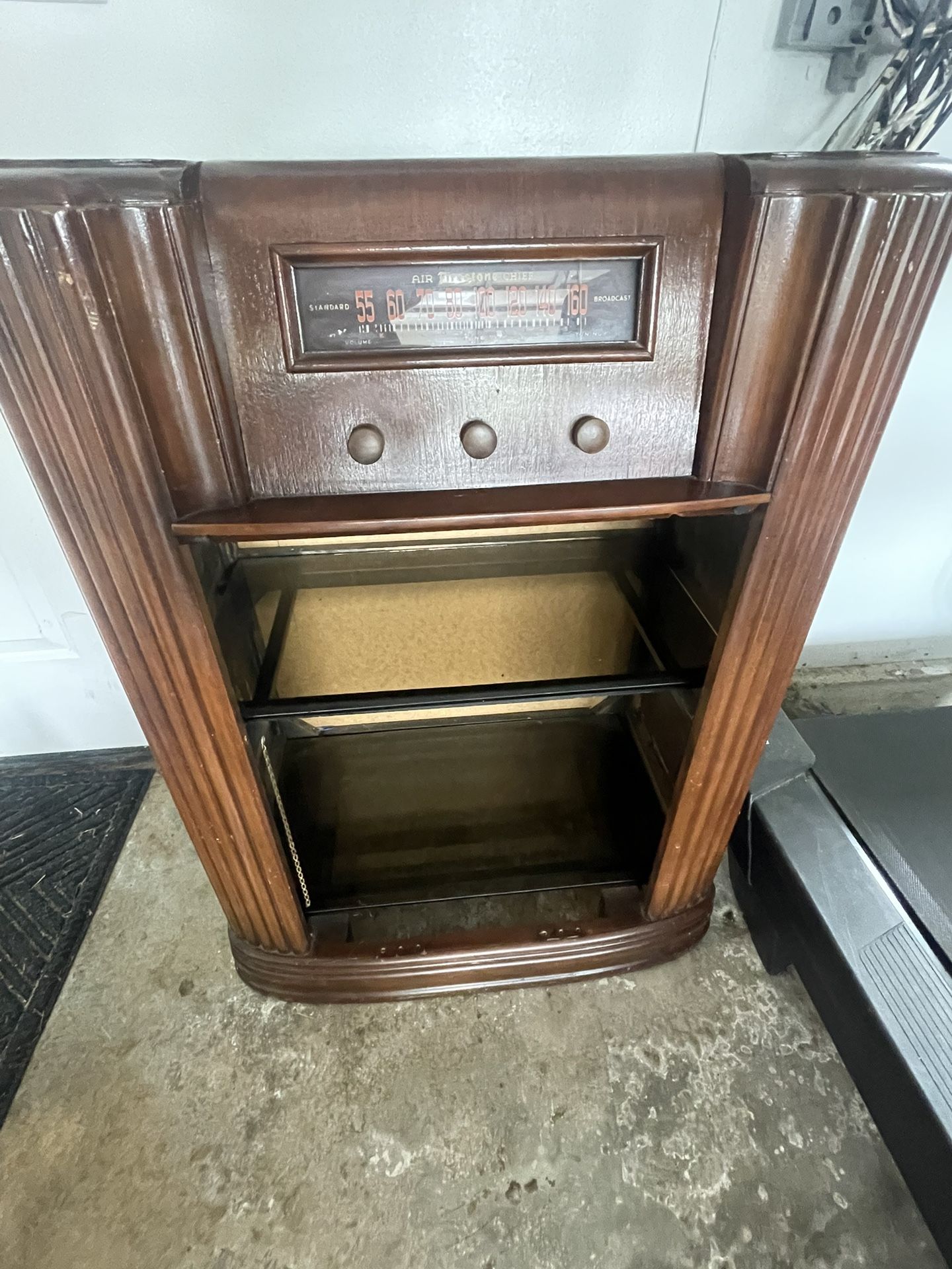 Retro Stereo Shelf/bookcase