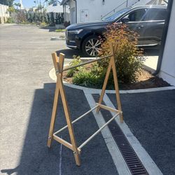 Little Kids Clothing Rack 