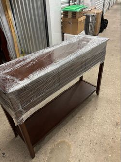 Wood foyer table with three drawers