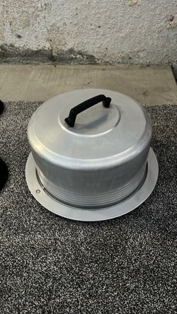 Vintage Cake carrier