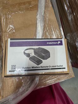 Outdoor remote control outlet plug