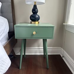 Side Table/Night Stands (set Of 2)