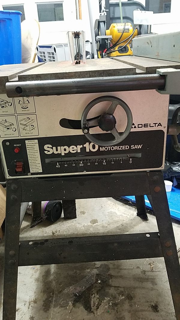 Delta table saw for Sale in Chesaning, MI - OfferUp