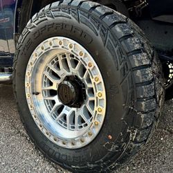 20x10 Rims And Tires 33/1250/20 RT