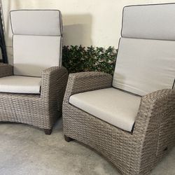 Patio,Outdoor Furniture,2 Chairs With Cushions,Recliner.