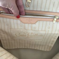 Never Full White Grid Lv Tote for Sale in Moreno Valley, CA - OfferUp