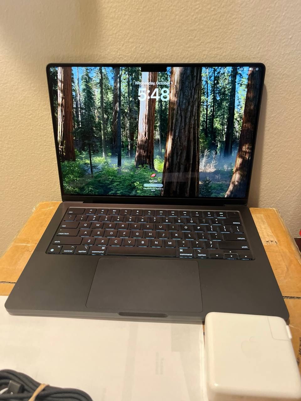 Apple MacBook Pro M3 14”