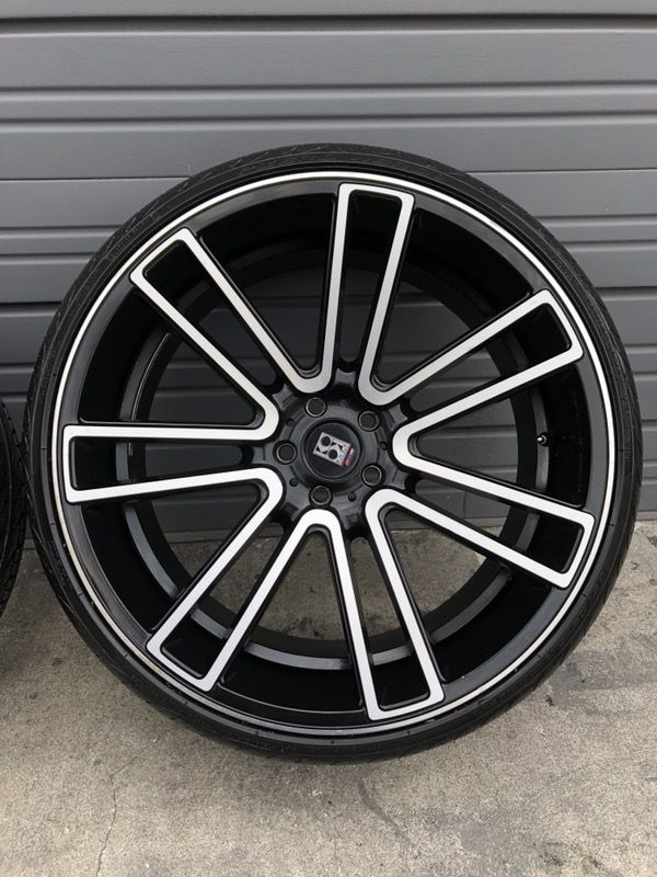 22” Koko Kuture Massa-7 wheels & tires 5x112