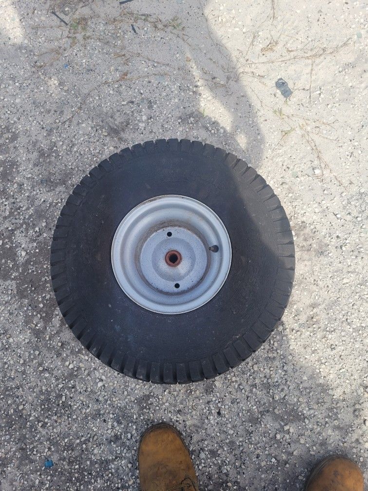 ((Read Ad))(($40 EACH))20x8x8 REAR Craftsman/husqvarna Wheel)) Riding Mower