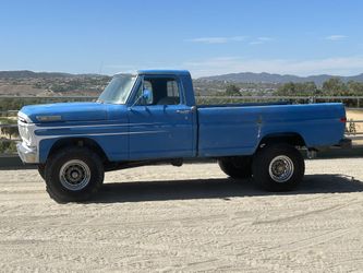68. Ford F-250 , 4 X4 , Parts And More Projects