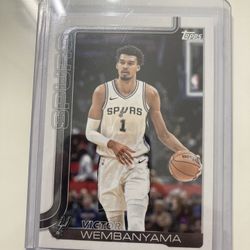 2025-26 Topps Flagship Victor Wembanyama #195 Spurs
