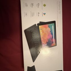 RCA Artemis 10 Tablet With Keyboard (NEW)