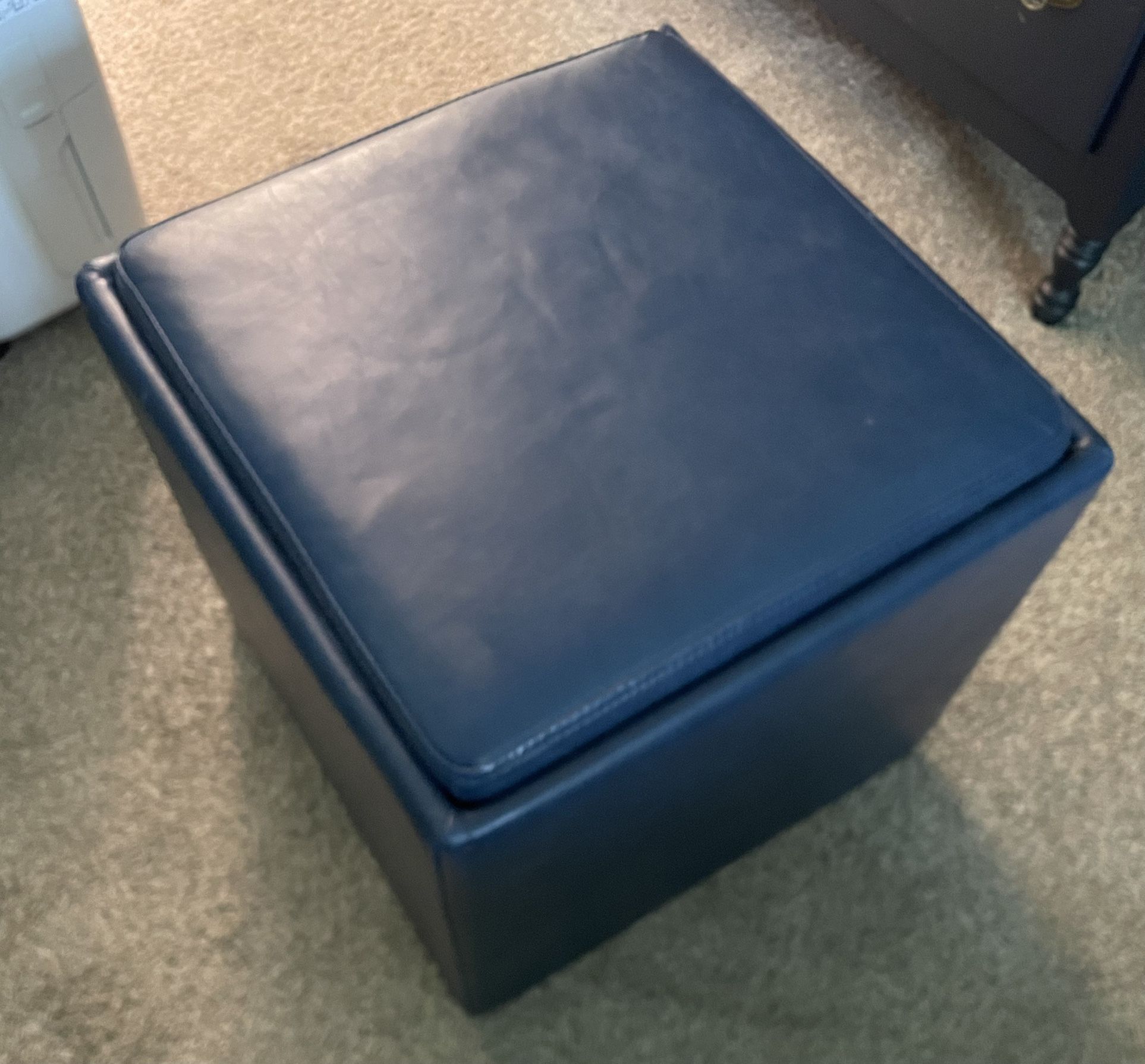 Cube! (blue Ottoman)