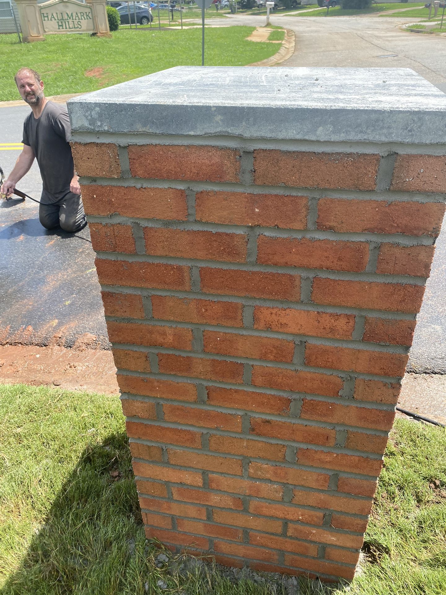 Columns,mailboxes Etc