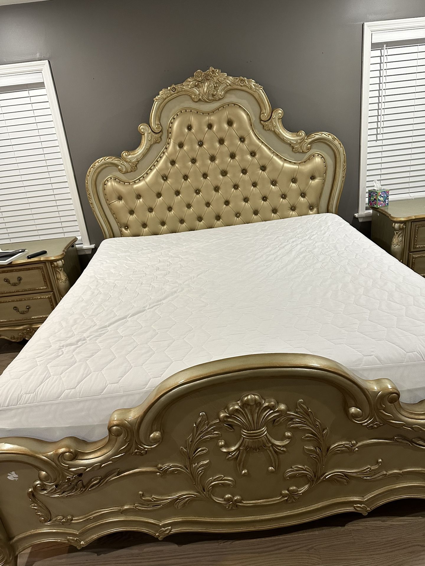 King Bed 4 Piece Set