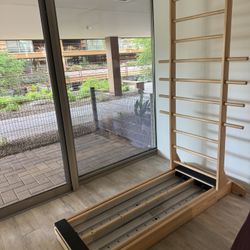 Balanced body Core align With Detached Ladder