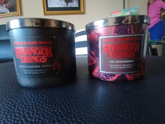 Stranger things B&BW official candles never used