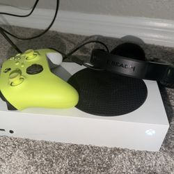 Xbox series s w/mic