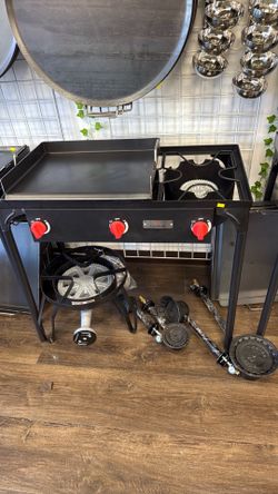 3 burner  stove / estufa de 3 quemadores y comal
